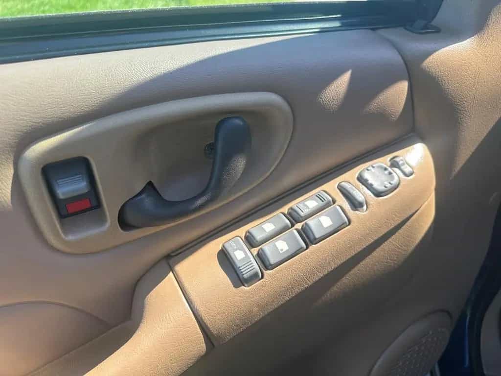 Chevrolet Blazer LT TüvNeu Deutsch 06/2000-photo-8