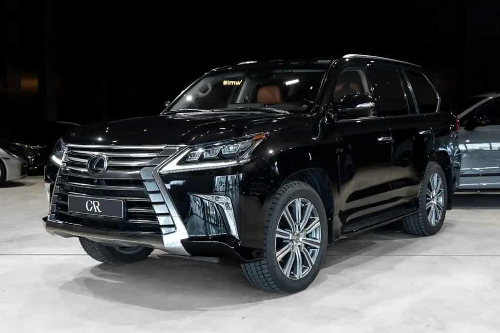 Lexus LX 570 07/2017-photo-0