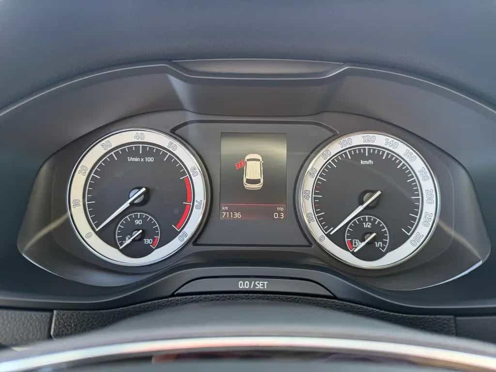 Skoda Karoq Clever 1.5 TSI DSG 4xSitzheizung,Navi,LED, 01/2022-photo-11