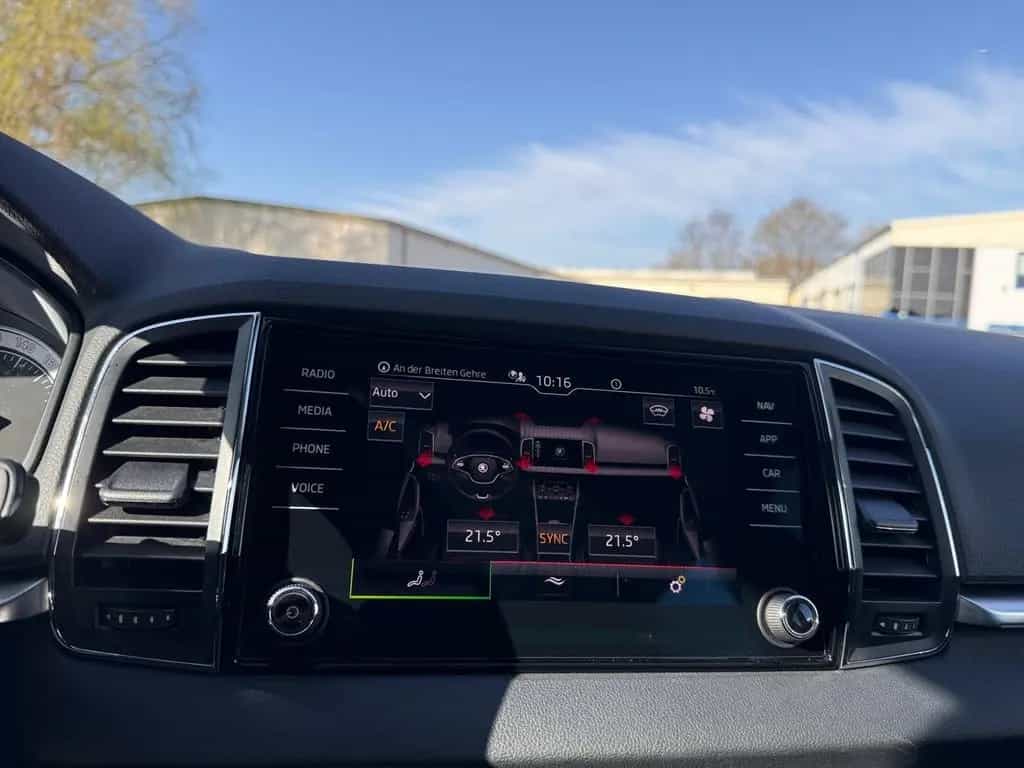 Skoda Karoq Clever 1.5 TSI DSG 4xSitzheizung,Navi,LED, 01/2022-photo-30