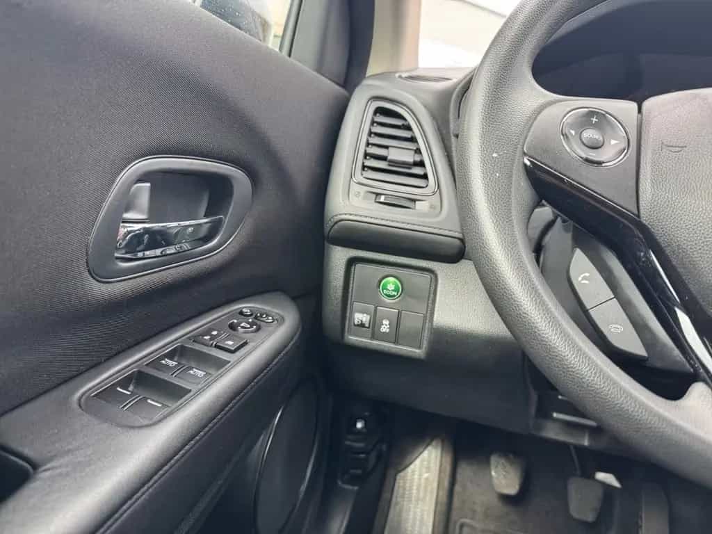 Honda HR-V 1.5 i-VTEC Comfort SITZHEIZUNG + KLIMA + PD 05/2016-photo-12