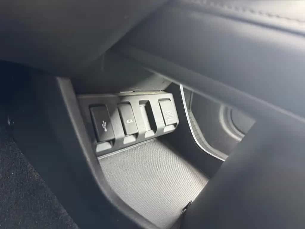 Honda HR-V 1.5 i-VTEC Comfort SITZHEIZUNG + KLIMA + PD 05/2016-photo-14