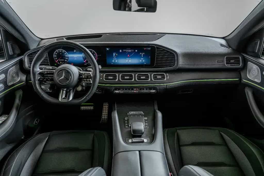 Mercedes-Benz GLE 53 AMG SUV 4M+ PREMIUM+ NIGHT NAPPA TRITTBR 10/2023-photo-36