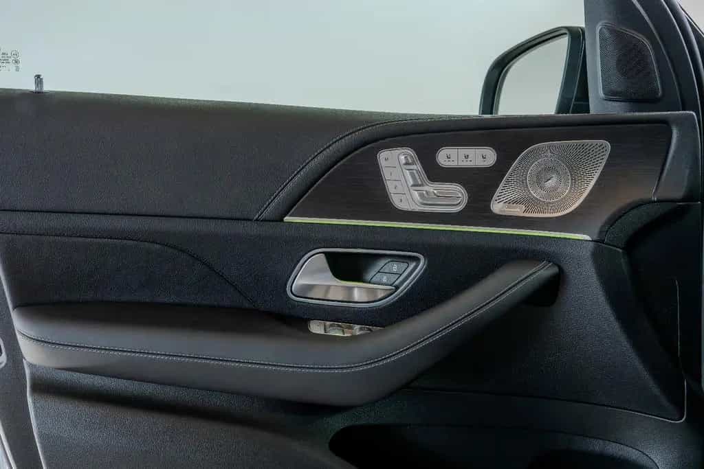Mercedes-Benz GLE 53 AMG SUV 4M+ PREMIUM+ NIGHT NAPPA TRITTBR 10/2023-photo-40
