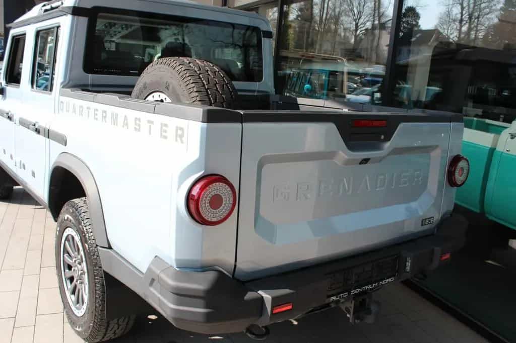 INEOS Grenadier Quartermaster Fieldmaster mit Winde 04/2025-photo-8