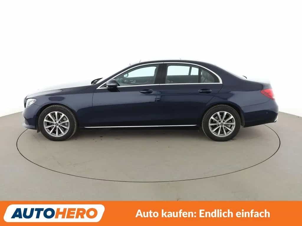 Mercedes-Benz E-Class E 250 Avantgarde Aut.*NAVI*HEAD-UP*LED* 05/2017-photo-2