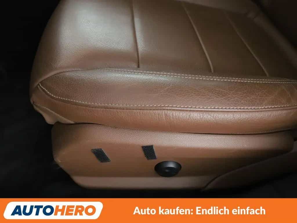 Mercedes-Benz E-Class E 250 Avantgarde Aut.*NAVI*HEAD-UP*LED* 05/2017-photo-29