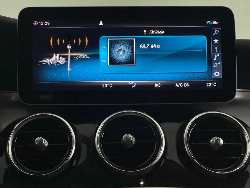Mercedes-Benz C 180 T Avantgarde LED SFW Navi Keyless Kamera 01/2020-photo-21