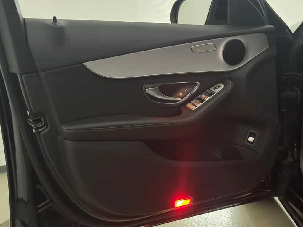 Mercedes-Benz C 180 T Avantgarde LED SFW Navi Keyless Kamera 01/2020-photo-24