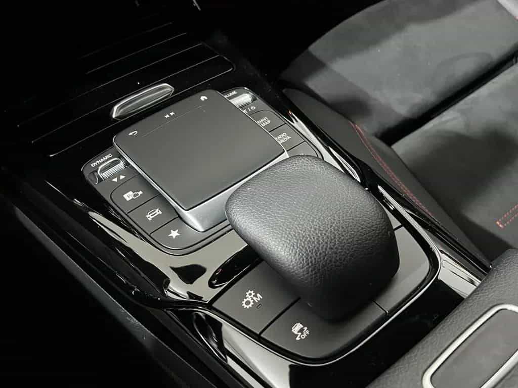 Mercedes-Benz CLA-Class 45 AMG Shooting Brake S *Pano*360°Cam*LED* 07/2020-photo-24