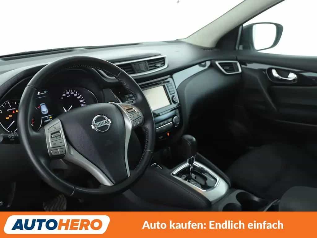 Nissan Qashqai 1.6 dCi N-Connecta Aut.*NAV*TEMP*360CAM* 04/2017-photo-10