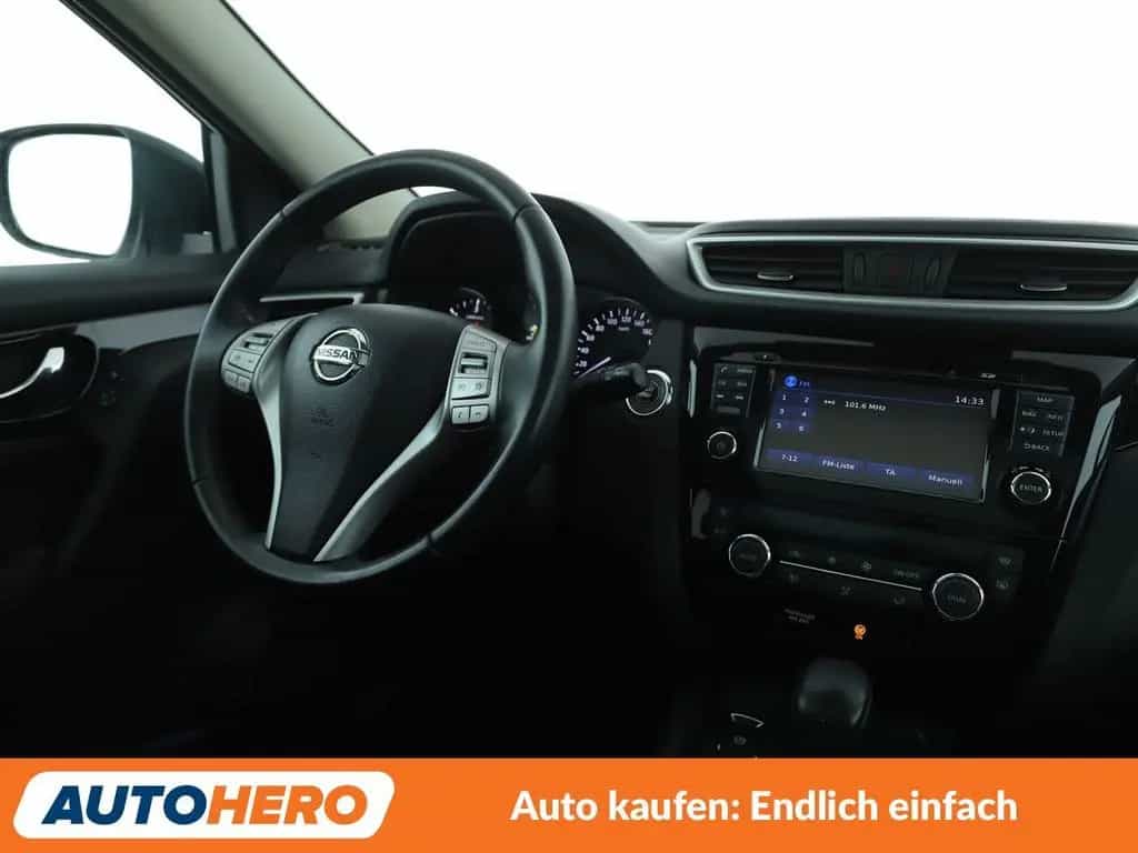 Nissan Qashqai 1.6 dCi N-Connecta Aut.*NAV*TEMP*360CAM* 04/2017-photo-12