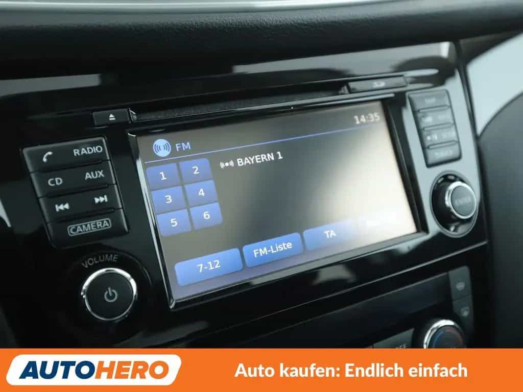 Nissan Qashqai 1.6 dCi N-Connecta Aut.*NAV*TEMP*360CAM* 04/2017-photo-20