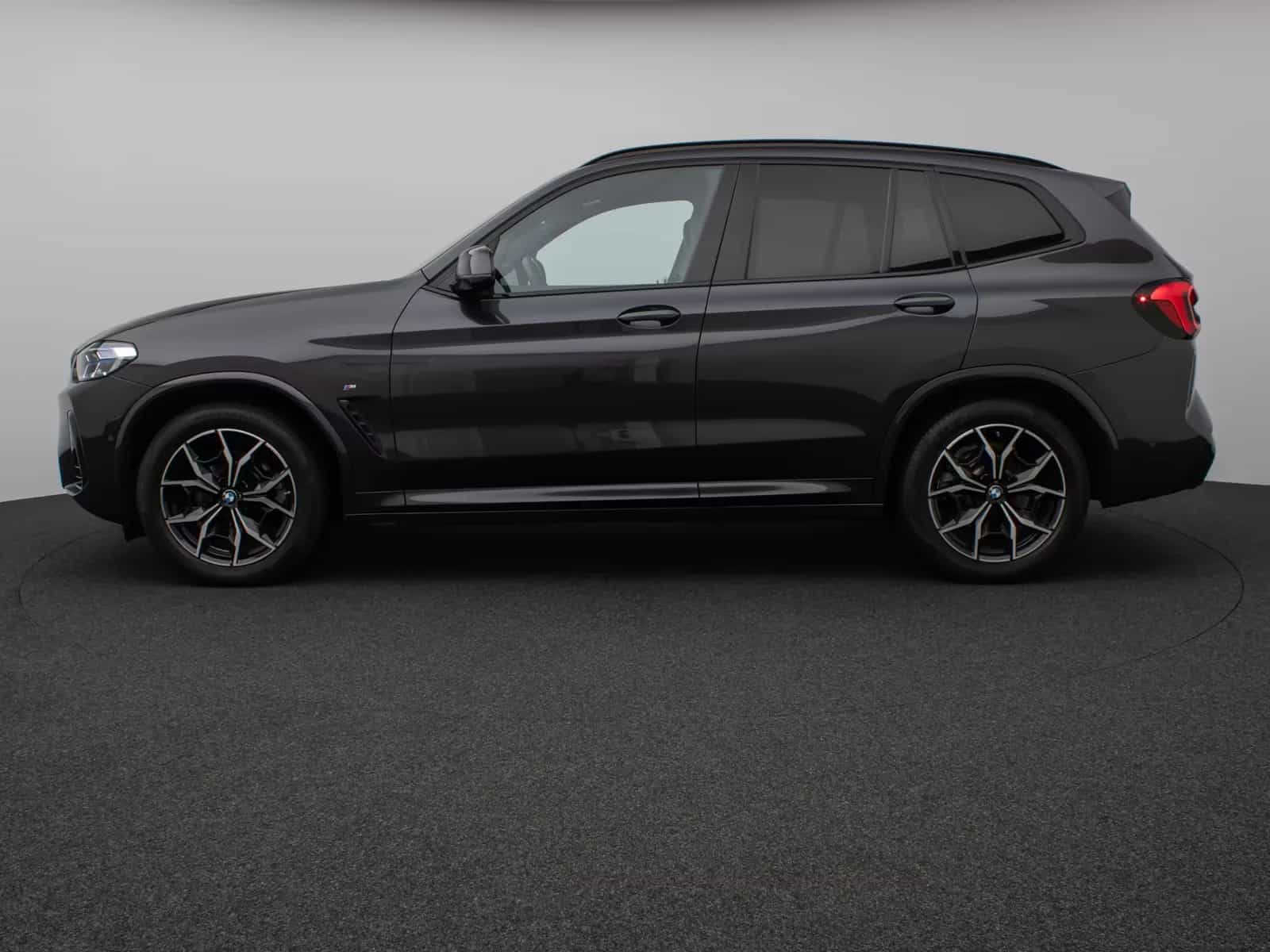 BMW X3 xD20i Panorama 360°DAB LED Sport Leder 18Zoll 09/2022-photo-10