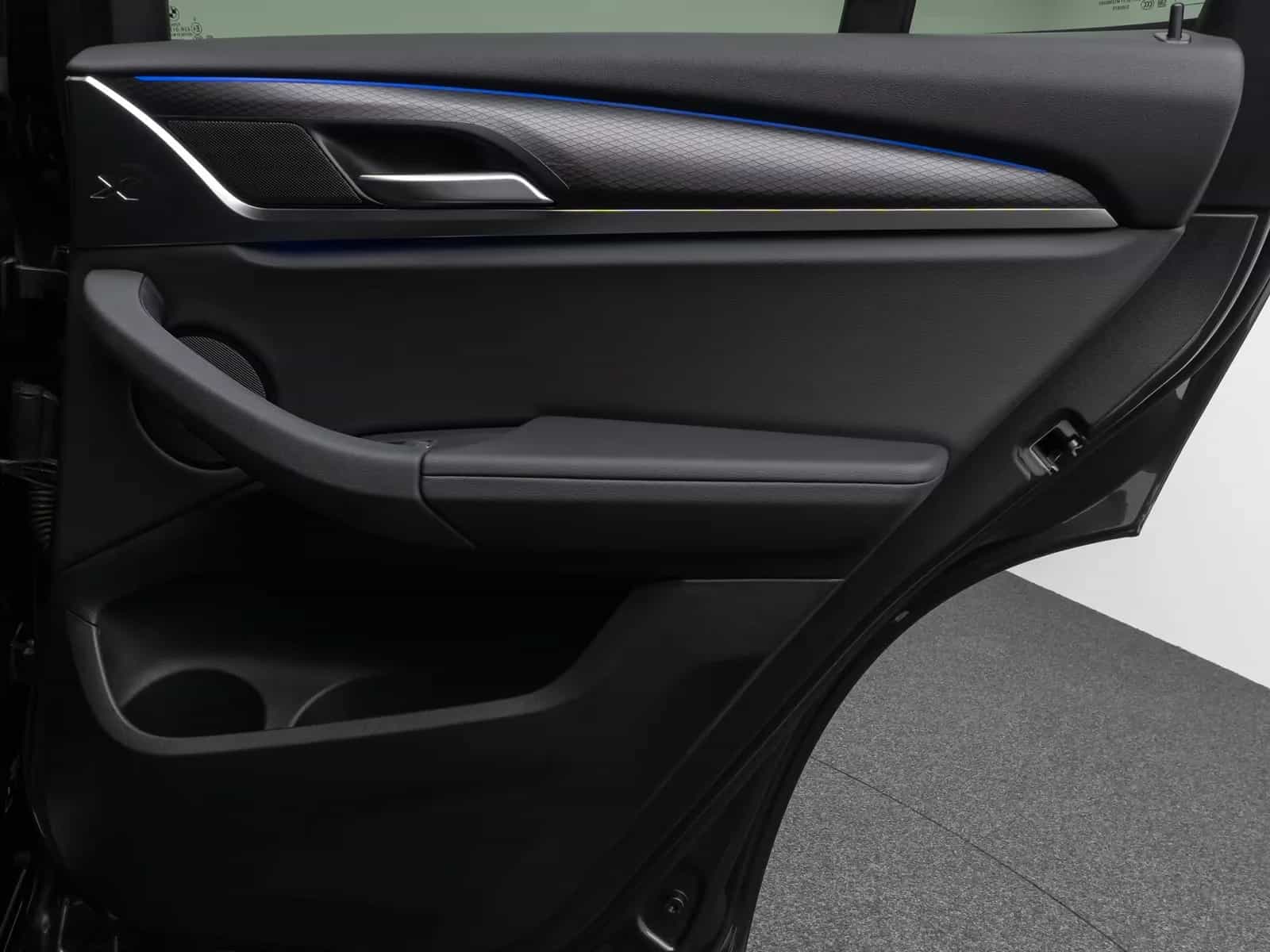 BMW X3 xD20i Panorama 360°DAB LED Sport Leder 18Zoll 09/2022-photo-30