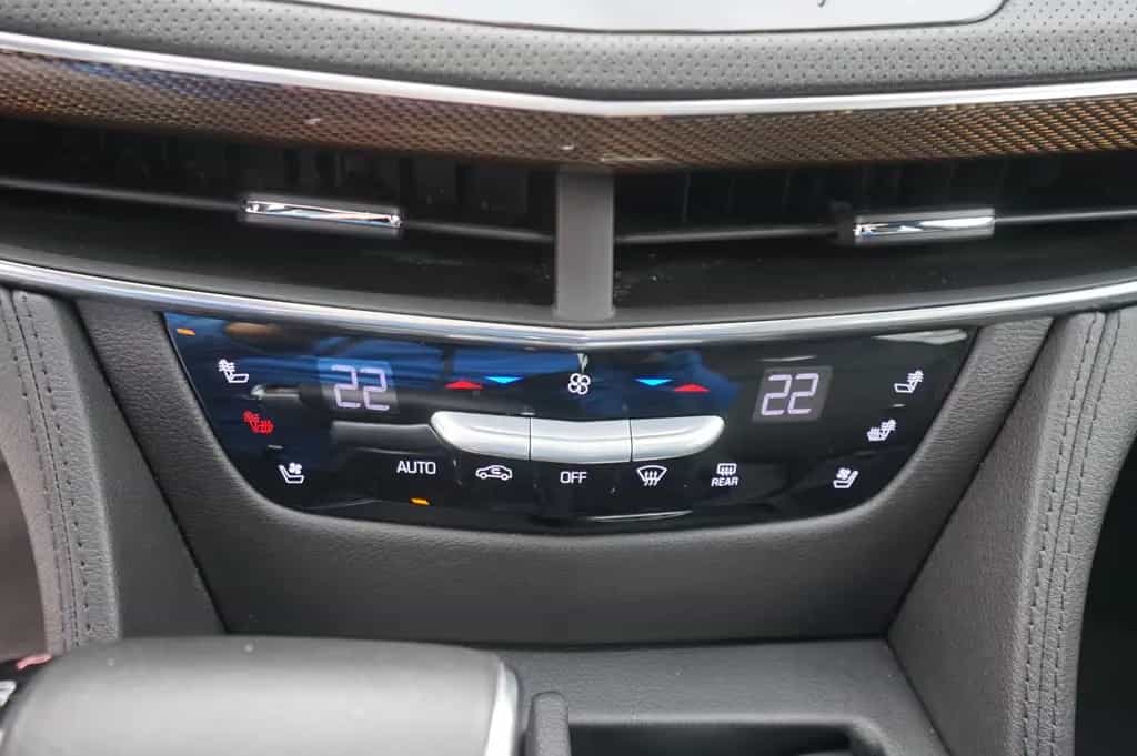 Cadillac CT6 3.0T Luxury AWD |360°| |LED| |HUD| |Pano| 01/2019-photo-25