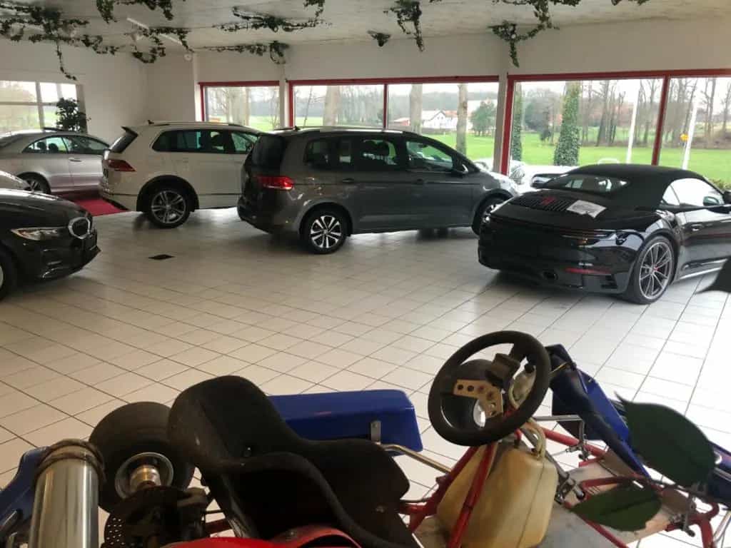 Audi A4 Avant 40 TDI quattro advanced AHK LEDER 01/2024-photo-17