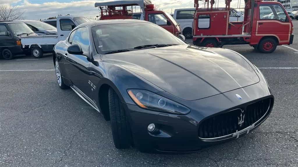 Maserati GranTurismo 4.7 V8 S (schöne Farbkombi) 08/2010-photo-1