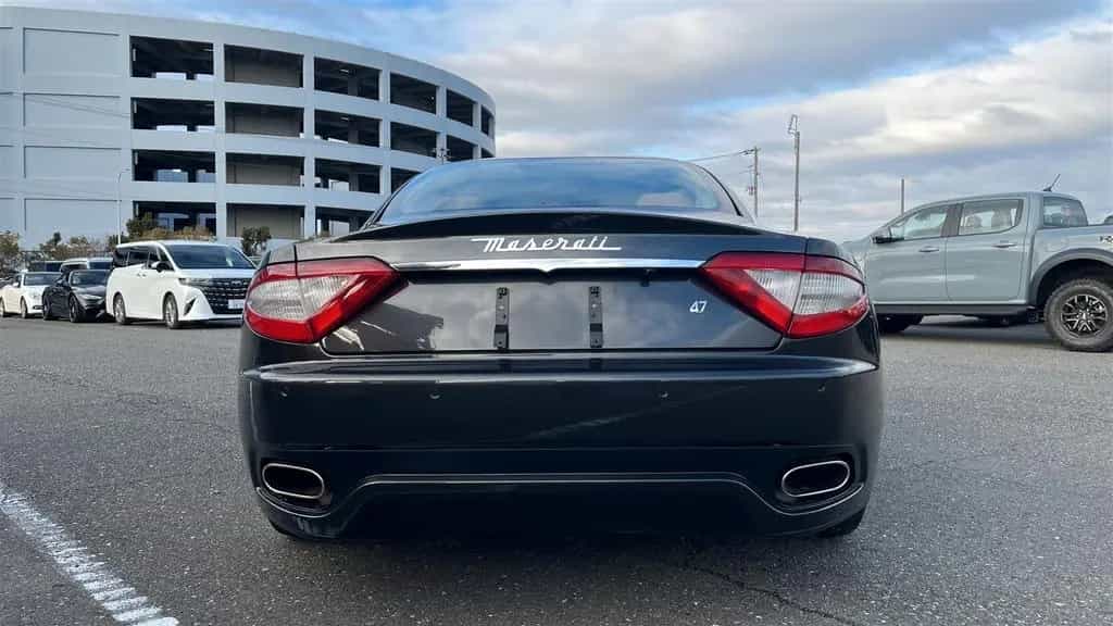 Maserati GranTurismo 4.7 V8 S (schöne Farbkombi) 08/2010-photo-5