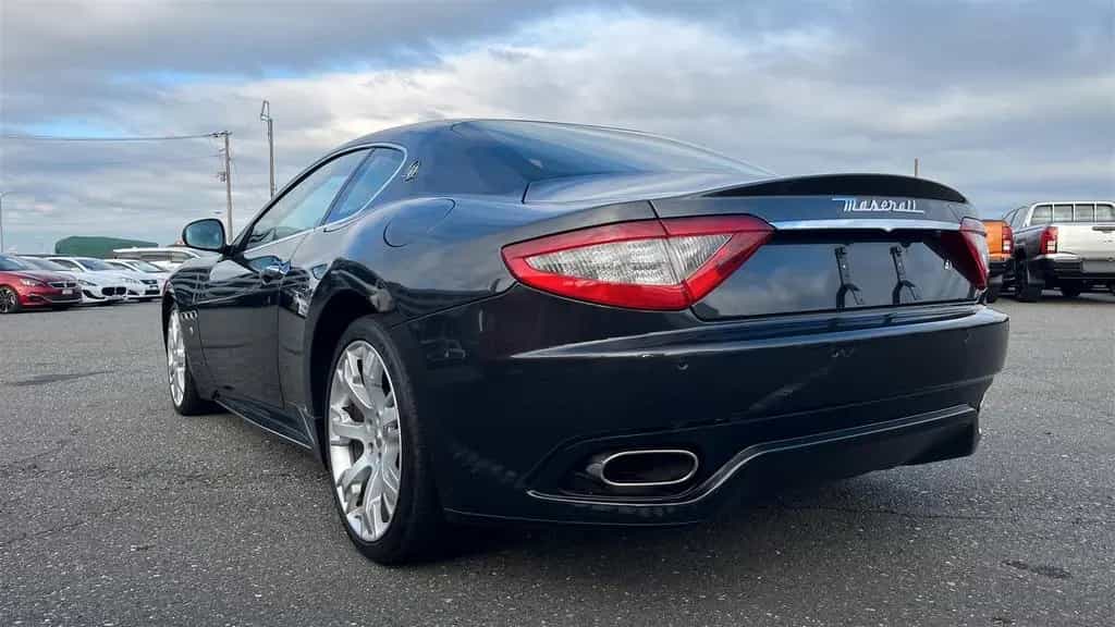 Maserati GranTurismo 4.7 V8 S (schöne Farbkombi) 08/2010-photo-6