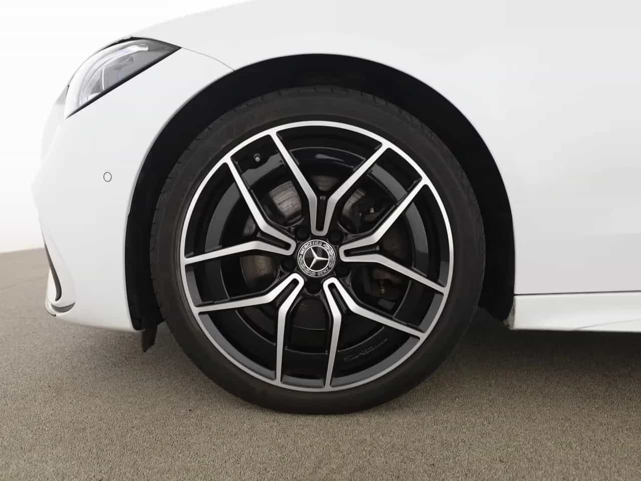 Mercedes-Benz C-Class 300 07/2021-photo-16