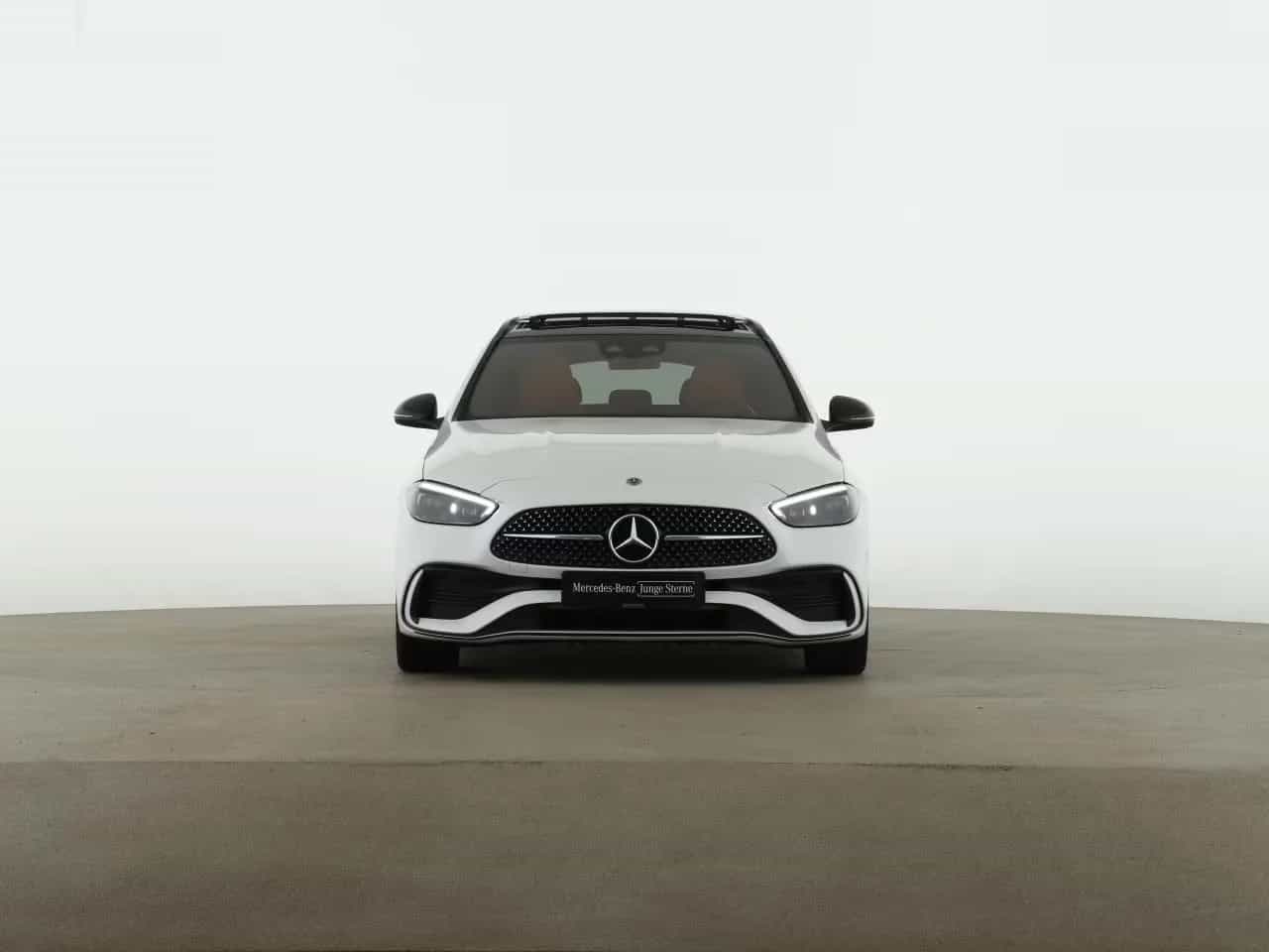 Mercedes-Benz C-Class 300 07/2021-photo-2