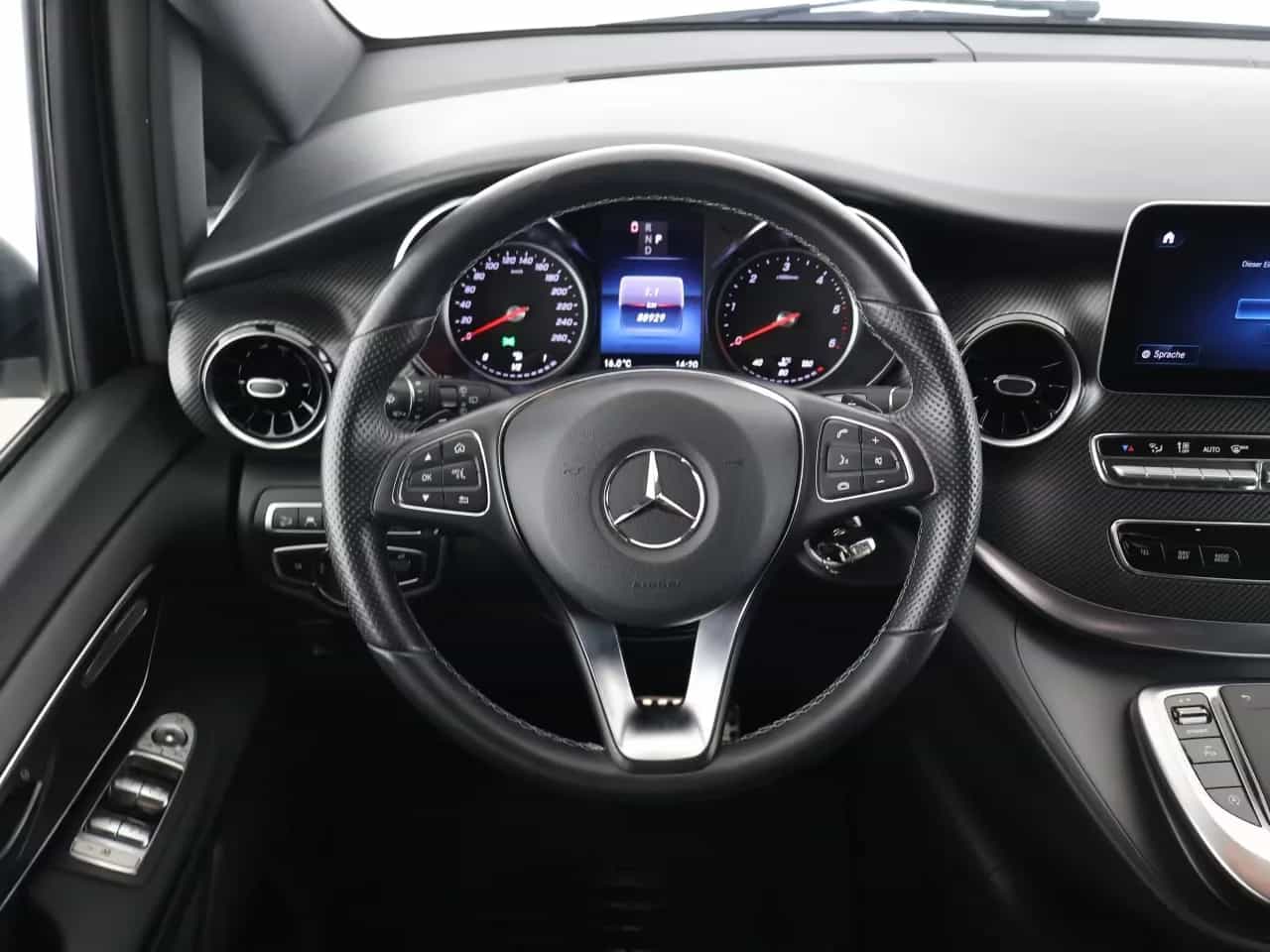 Mercedes-Benz V-Class 250 06/2020-photo-10
