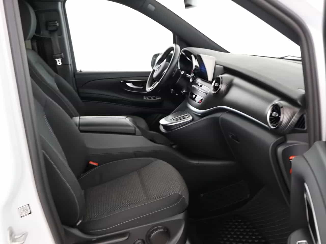 Mercedes-Benz V-Class 250 06/2020-photo-8