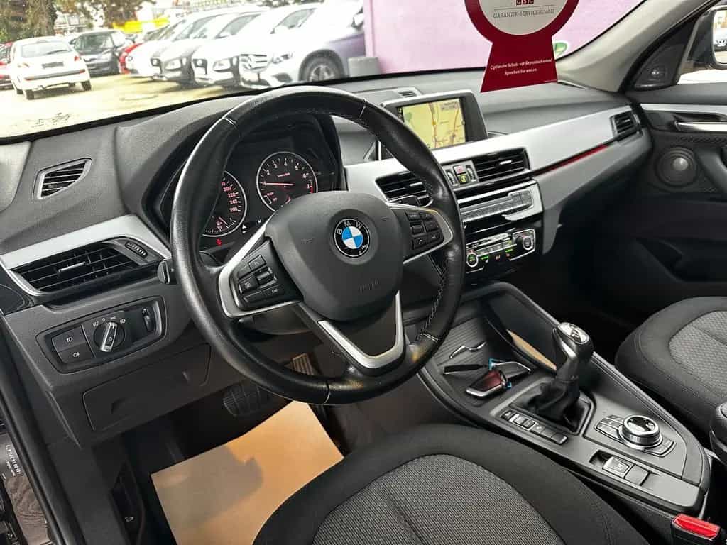 BMW X1 sDrive 18i Advantage "HU/AU+Service Neu" 06/2017-photo-15