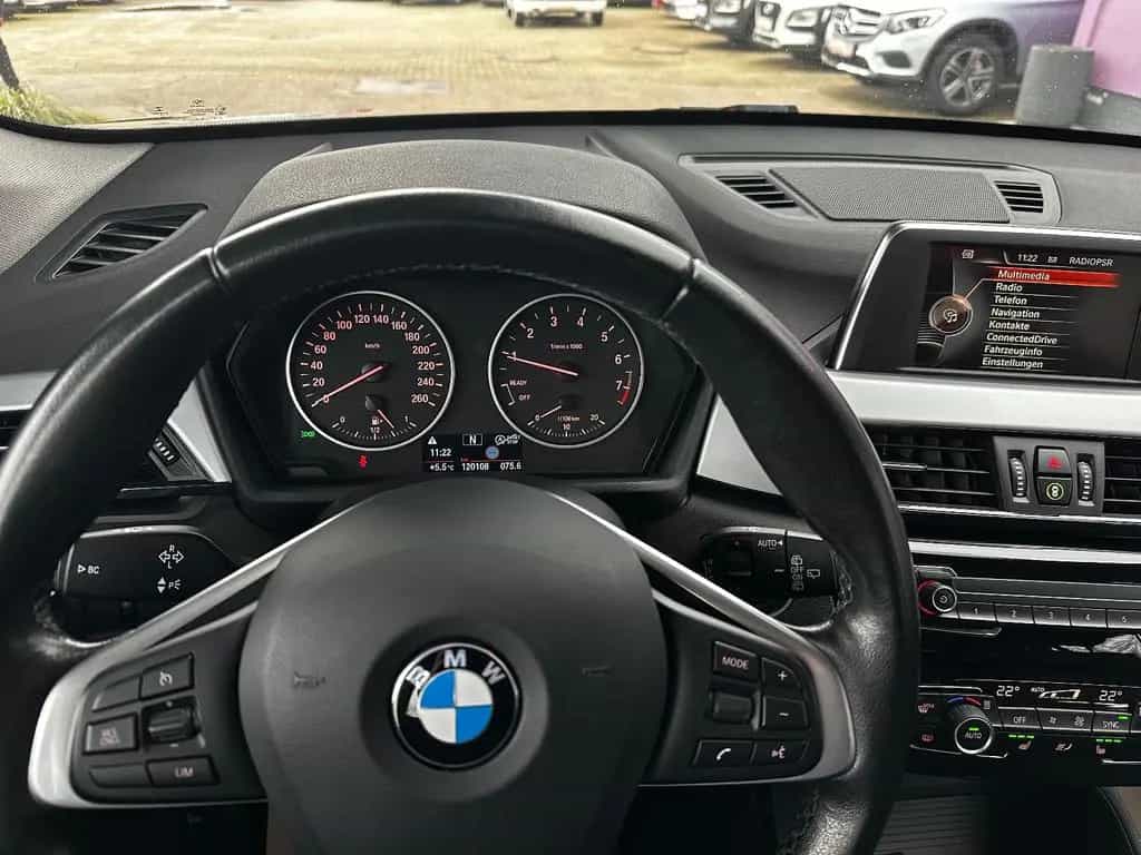 BMW X1 sDrive 18i Advantage "HU/AU+Service Neu" 06/2017-photo-25