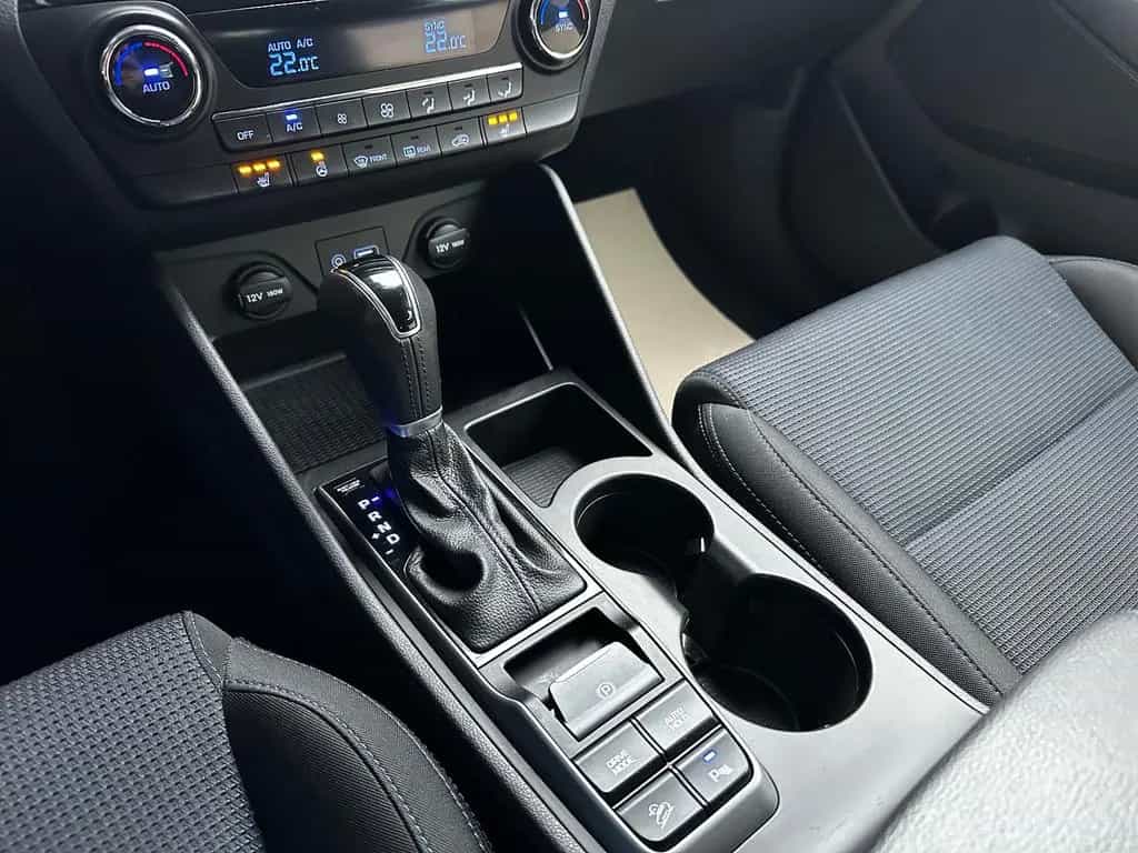 Hyundai TUCSON Style "AHK"PDC"SHZ"KAMERA"NAVI"HU/AU NEU" 02/2018-photo-18