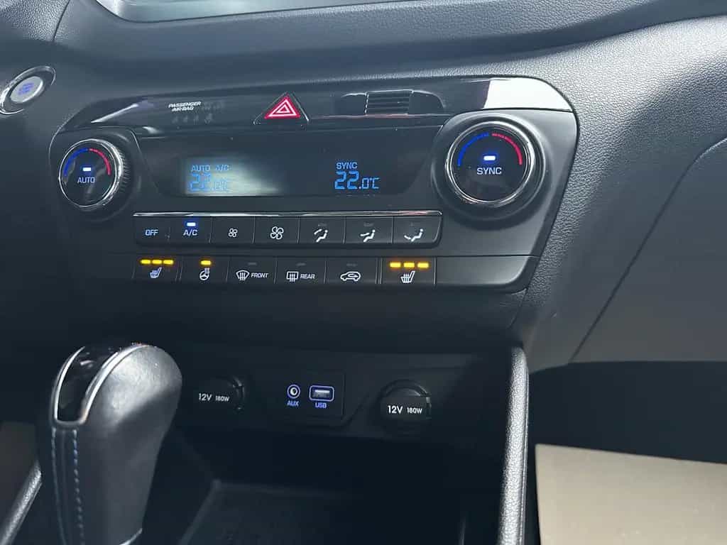 Hyundai TUCSON Style "AHK"PDC"SHZ"KAMERA"NAVI"HU/AU NEU" 02/2018-photo-32