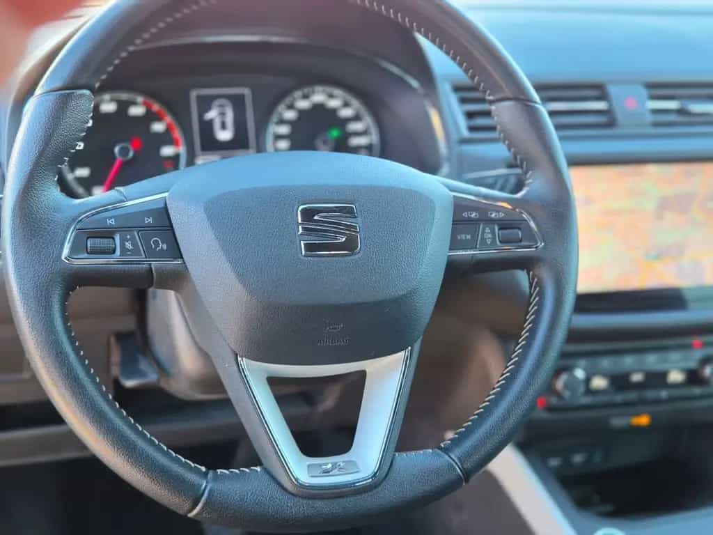 Seat Arona Xcellence/Navi/LEDs/PDC/Garantie/1.Hand 07/2018-photo-13