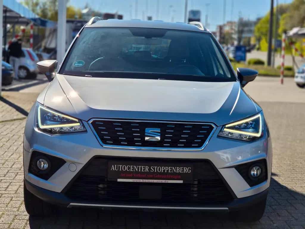Seat Arona Xcellence/Navi/LEDs/PDC/Garantie/1.Hand 07/2018-photo-2