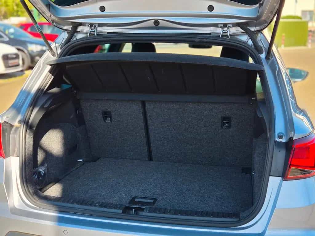 Seat Arona Xcellence/Navi/LEDs/PDC/Garantie/1.Hand 07/2018-photo-33