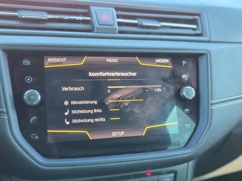 Seat Arona Xcellence/Navi/LEDs/PDC/Garantie/1.Hand 07/2018-photo-38