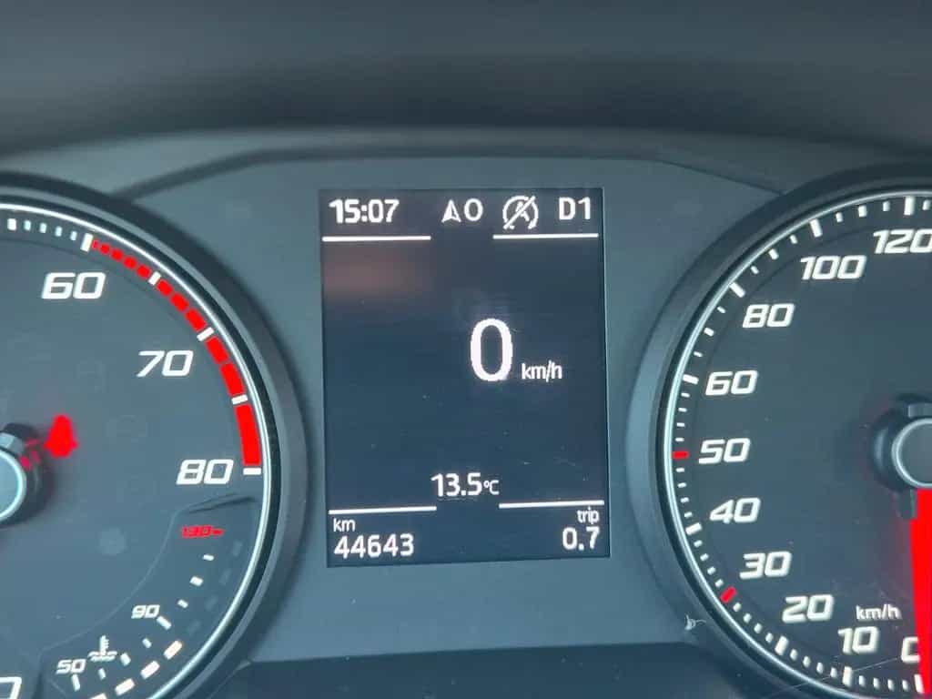 Seat Arona Xcellence/Navi/LEDs/PDC/Garantie/1.Hand 07/2018-photo-41