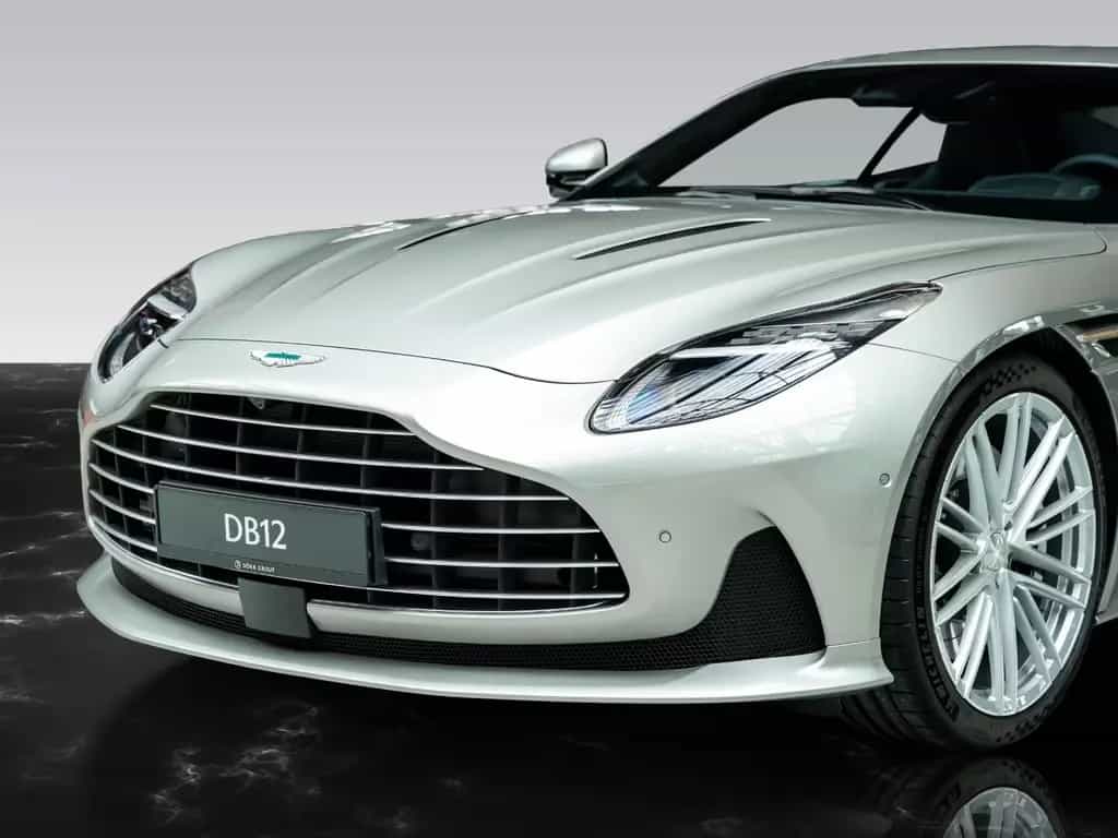 Aston Martin DB12 James Bond 007 Goldfinger Edition / 1 of 60 10/2025-photo-27