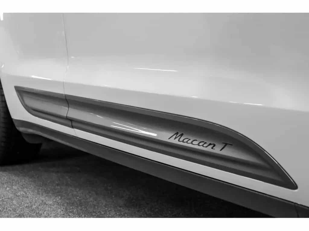 Porsche Macan III T 10/2023-photo-22