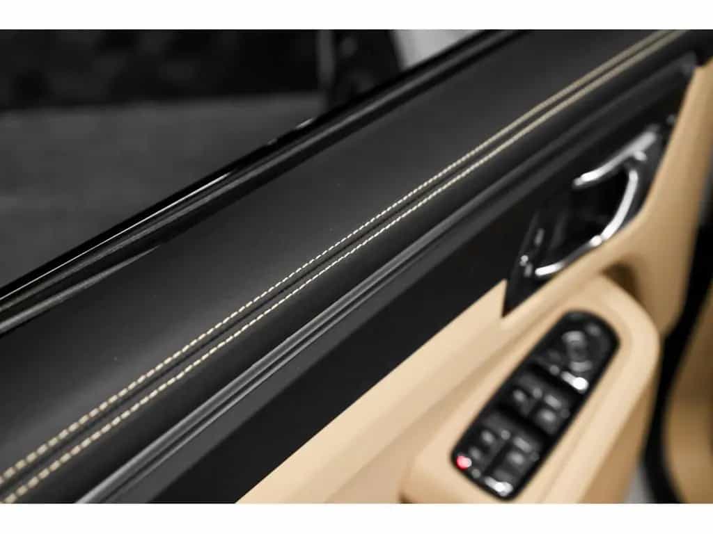 Porsche Macan III T 10/2023-photo-24
