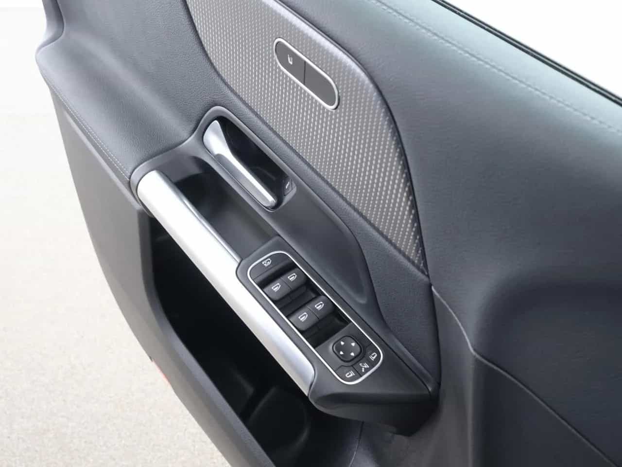 Mercedes-Benz B-Class 200 12/2019-photo-13