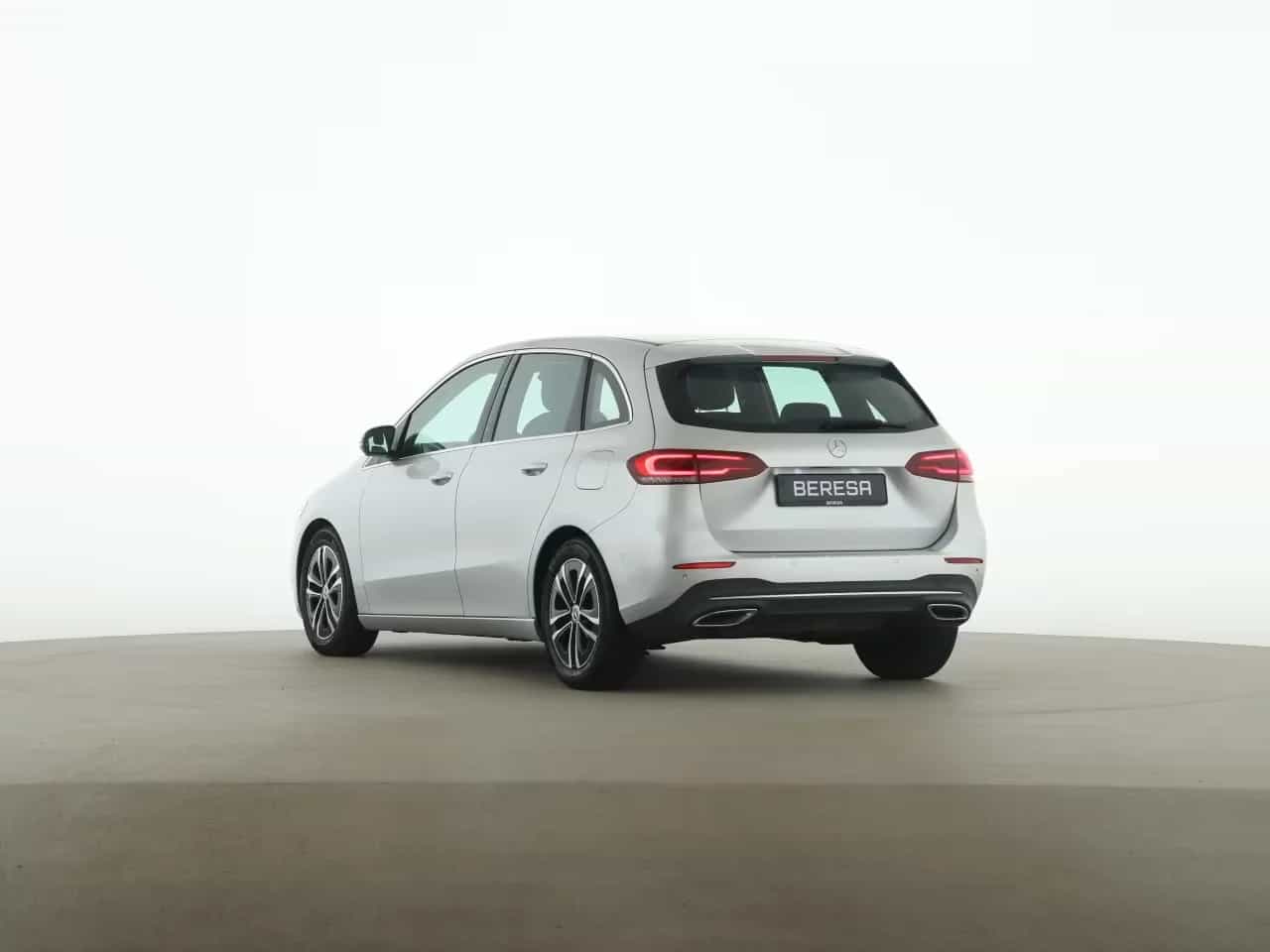 Mercedes-Benz B-Class 200 12/2019-photo-4