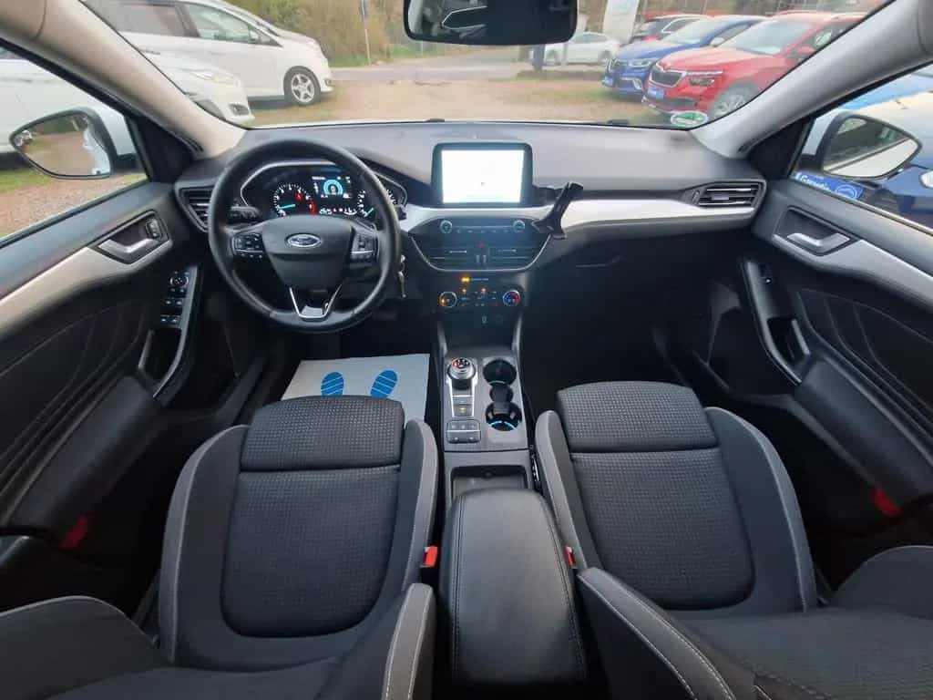 Ford Focus Turnier AUTOMATIK LED 76Tkm ACC Kamera Nav 01/2019-photo-16