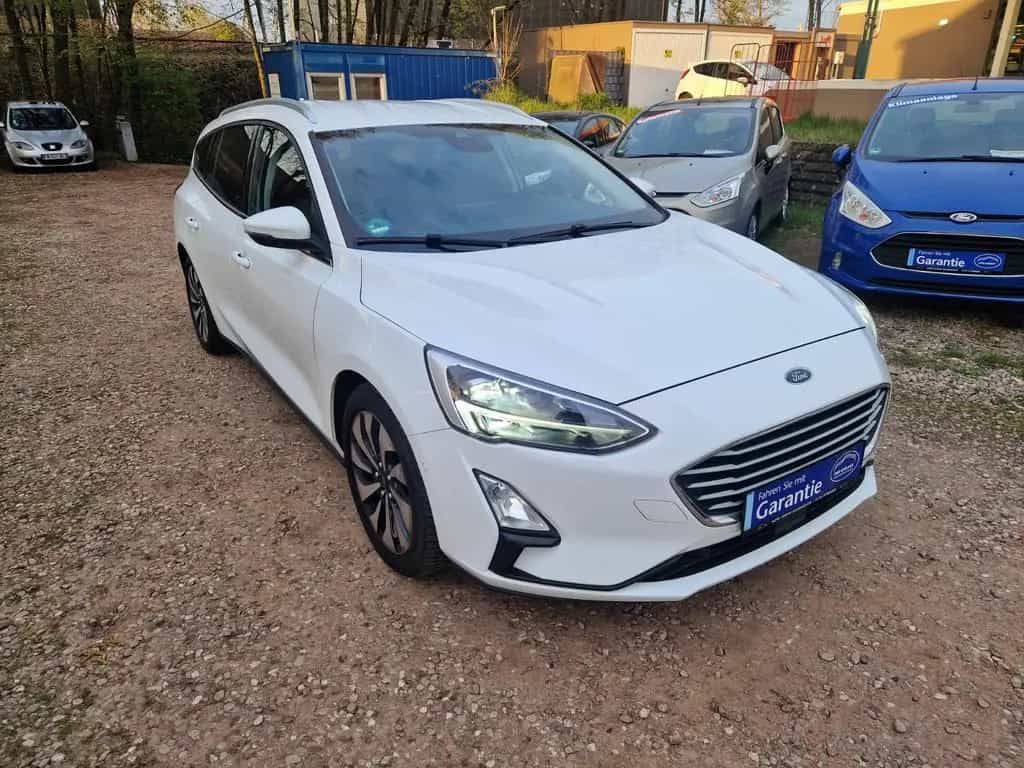 Ford Focus Turnier AUTOMATIK LED 76Tkm ACC Kamera Nav 01/2019-photo-2
