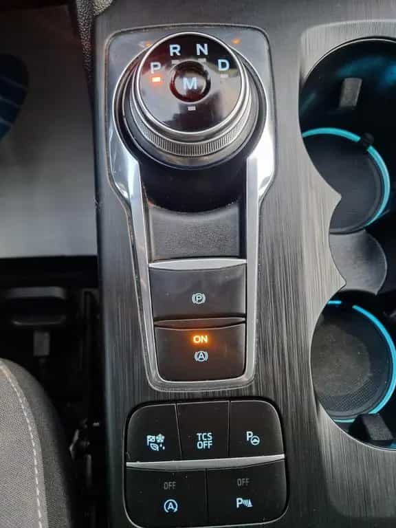 Ford Focus Turnier AUTOMATIK LED 76Tkm ACC Kamera Nav 01/2019-photo-23