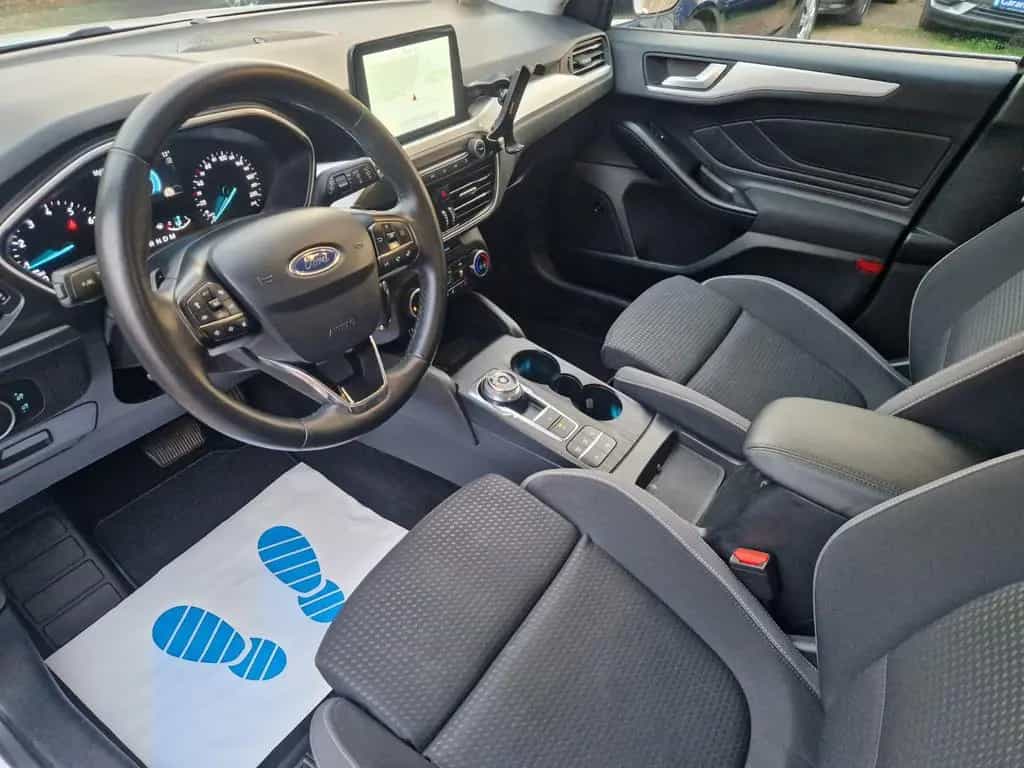 Ford Focus Turnier AUTOMATIK LED 76Tkm ACC Kamera Nav 01/2019-photo-8