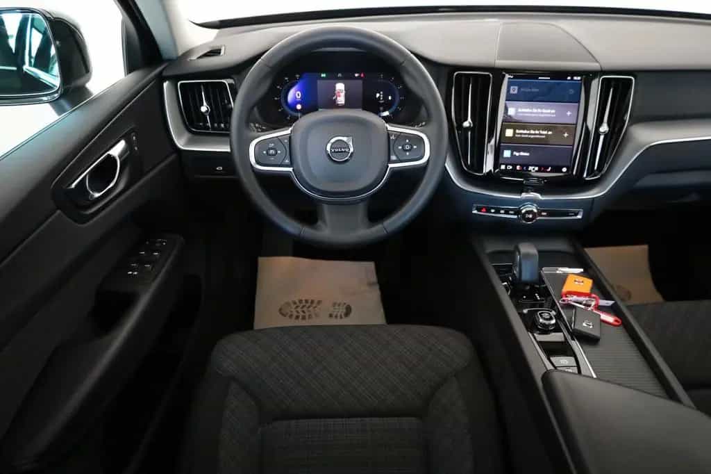 Volvo XC60 Core B4 D,Navi,LED,4xSH,Kamera,Carplay,ACC 12/2022-photo-9