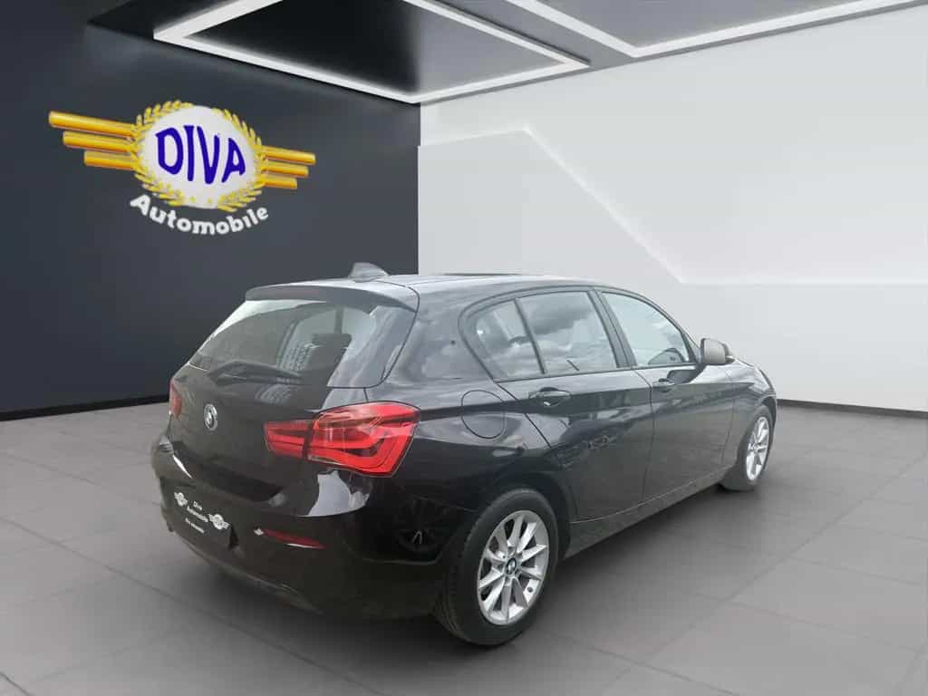 BMW 1 Series 118 i Sport Line 10/2018-photo-1