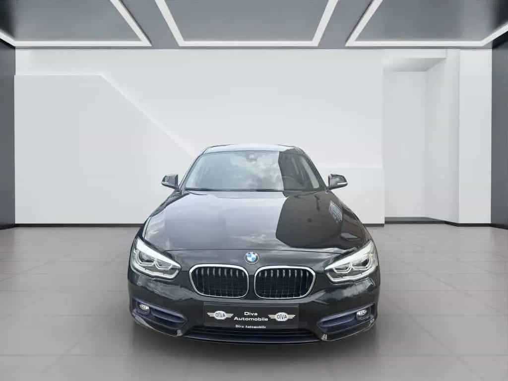 BMW 1 Series 118 i Sport Line 10/2018-photo-4