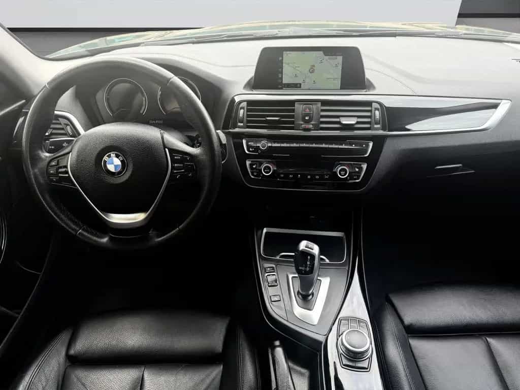 BMW 1 Series 118 i Sport Line 10/2018-photo-8